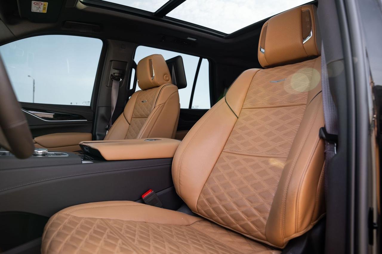 Rent ESCALDE 2023 in Dubai