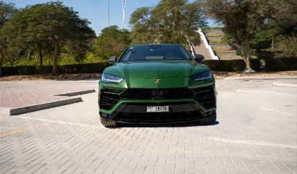 Rent Urus 2022 in Dubai