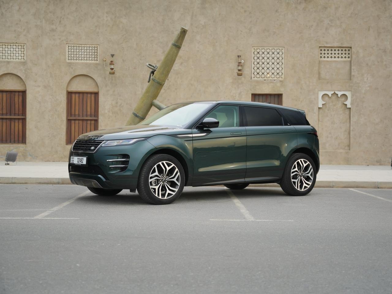 Range Rover Vogue Rental Dubai