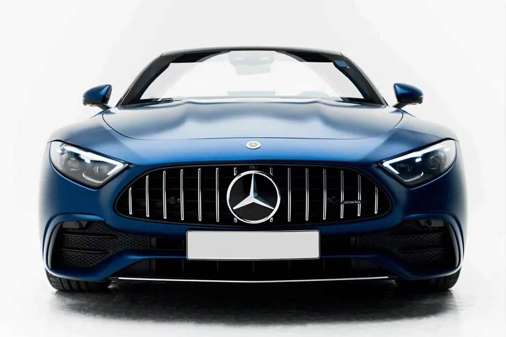 Rent the Mercedes-Benz SL 43 AMG in Dubai