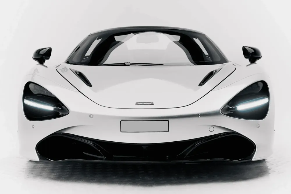 Rent McLaren 720s Spider in Dubai