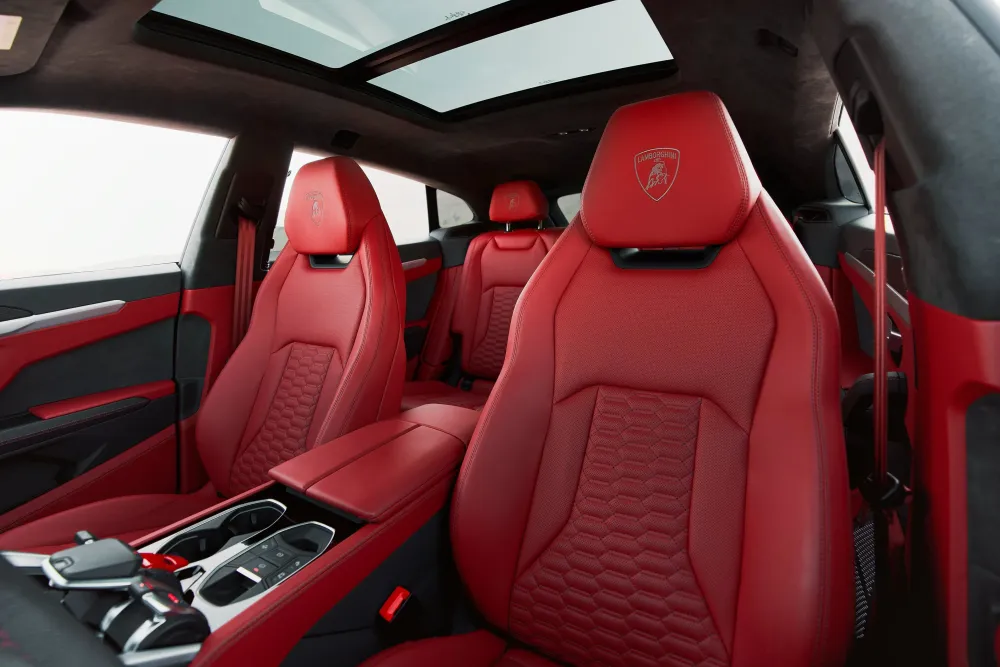 Lamborghini Urus Seats